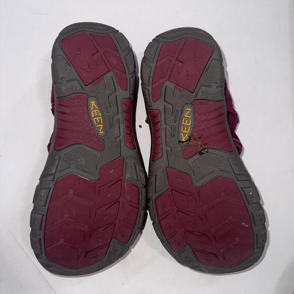 KEEN Newport H2 Mens Burgundy Gorpcore Outdoor Sport Hiking Sandals Shoes Size 6 - Picture 9 of 14
